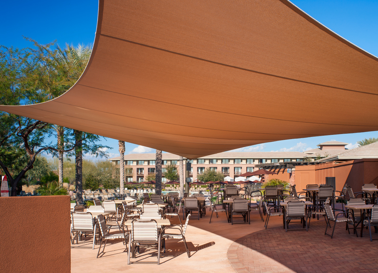 J. Swilling's Pool Bar & Grill