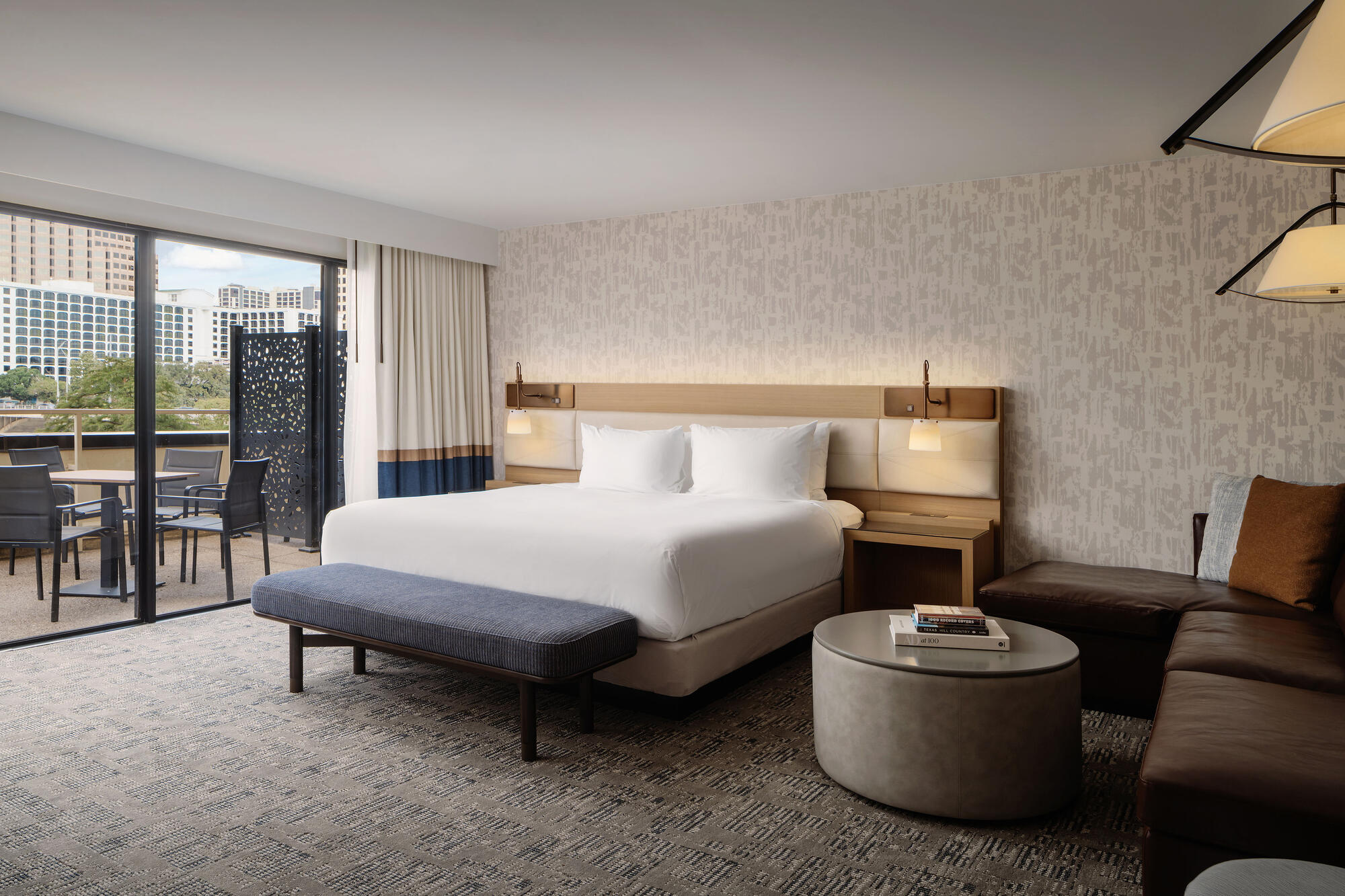 Lakefront Studio Suite with Patio